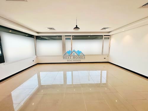 Spacious 4 Bedrooms penthouse Style Apartment in Rumaithiya