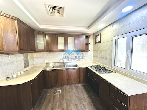 Spacious 4 Bedrooms penthouse Style Apartment in Rumaithiya