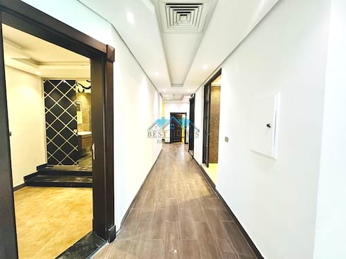 Spacious 4 Bedrooms penthouse Style Apartment in Rumaithiya