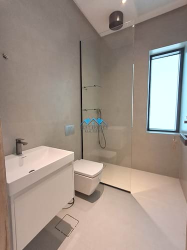 Spacious Modern 5 Master Bedrooms Multi-Level Villa in Surra
