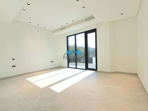 Spacious Modern 5 Master Bedrooms Multi-Level Villa in Surra