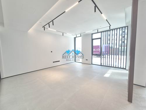 Brand New Modern Townhouse Villa in Hessa District (downtown)