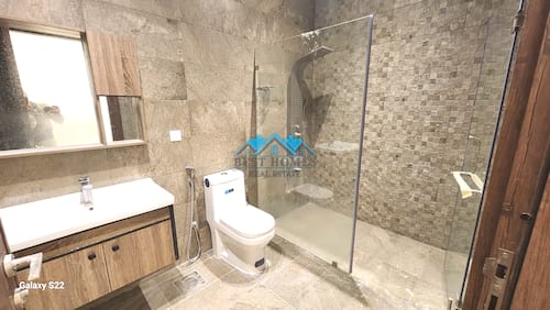 Nice 5 Bedrooms Villa with Garden Area in Abu Fatira