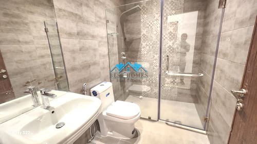 Nice 5 Bedrooms Villa with Garden Area in Abu Fatira