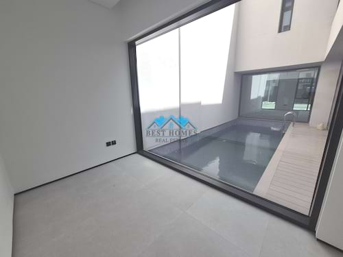 Brand New Modern Townhouse Villa in Hessa District (downtown)