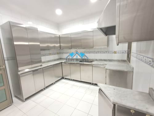 Luxury 3 Master Bedrooms Private Villa with Garden and Rooftop in Shuhada