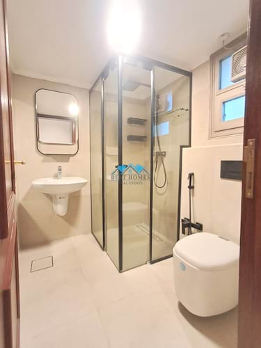 Luxury 3 Master Bedrooms Private Villa with Garden and Rooftop in Shuhada