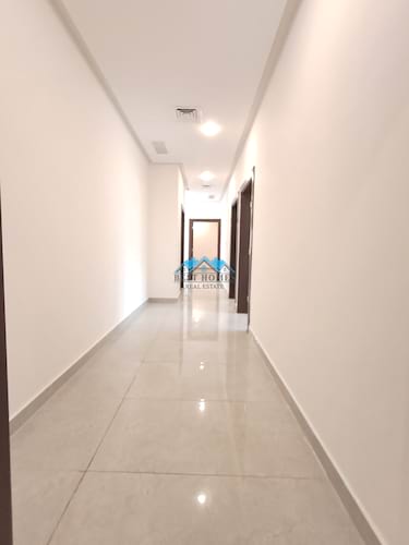 Modern 3 Bedrooms Apartment with Balcony in Mishref