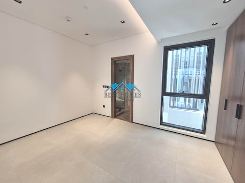 Brand New Modern Townhouse Villa in Hessa District (downtown)