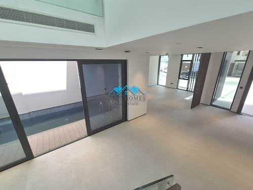 Brand New Modern Townhouse Villa in Hessa District (downtown)