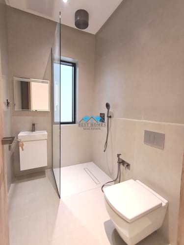 Spacious Modern 5 Master Bedrooms Multi-Level Villa in Surra