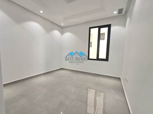 Ground Floor Duplex with Private Garden Area in Zahra