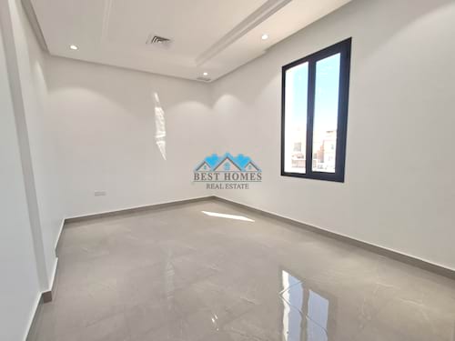 Ground Floor Duplex with Private Garden Area in Zahra