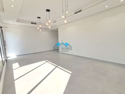 Ground Floor Duplex with Private Garden Area in Zahra
