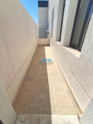 Ground Floor Duplex with Private Garden Area in Zahra