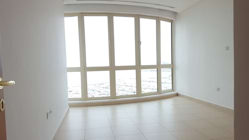 A nice and spacious 3 Bedroom Apartment in Salmiya.