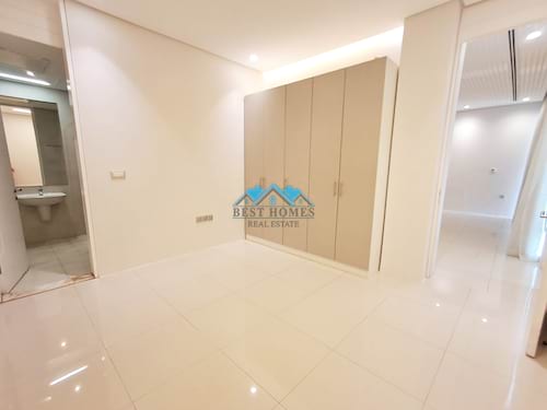 Modern 4 Bedrooms Duplex Villa with Private Pool in Salwa