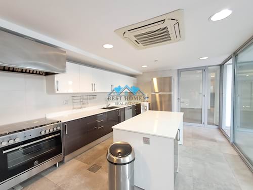 Modern 4 Bedrooms Duplex Villa with Private Pool in Salwa