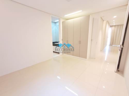 Modern 4 Bedrooms Duplex Villa with Private Pool in Salwa