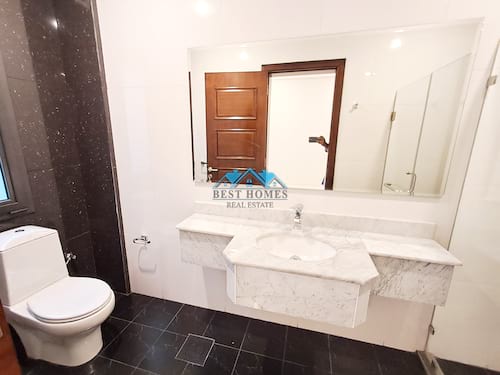 Nice 4 Bedrooms Floor in Shuhada