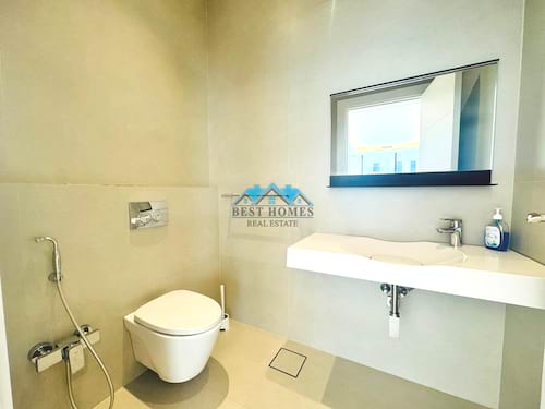 Five Bedrooms Floor Apartment With Balcony in Funaitees