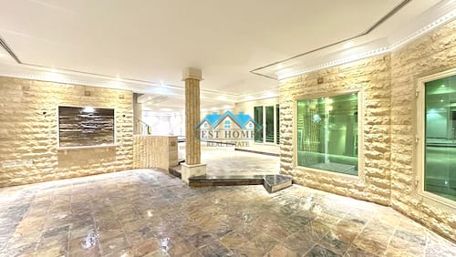 Modern & Spacious 5 Bedrooms Villa in Salwa