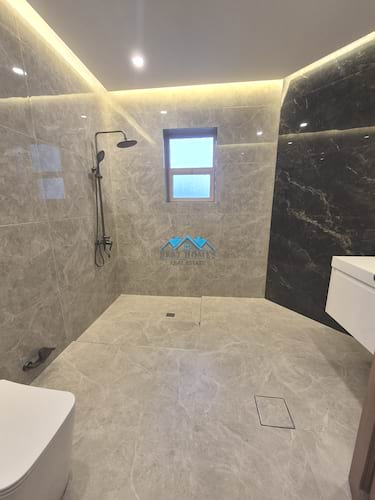 Sea View 4 Bedrooms Renovated Duplex Apartment in Salmiya