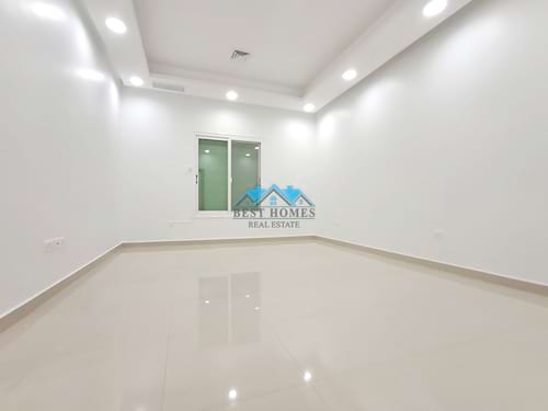 Nice and Spacious 4 Bedrooms Floor in Rumaithiya