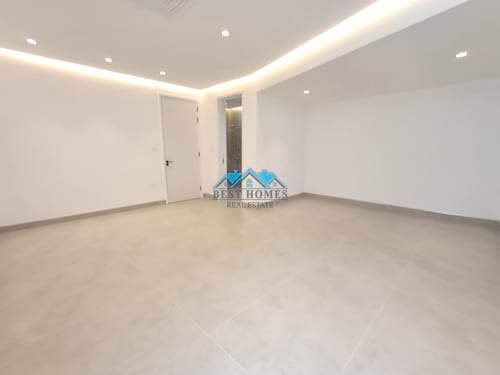 Spacious 5 Bedrooms Modern Duplex in Mishref Area