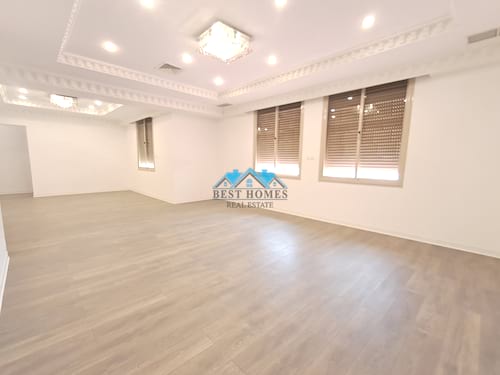 Elegant 4 Bedrooms Floor For Family In Sadeeq