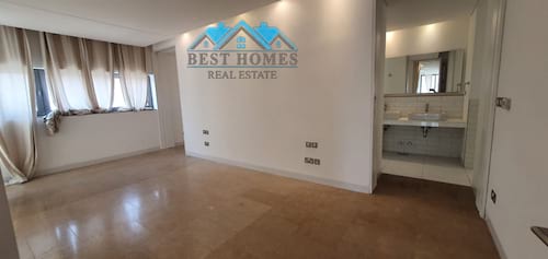 Luxurious 4 Master Bedroom Villa in West Mishref