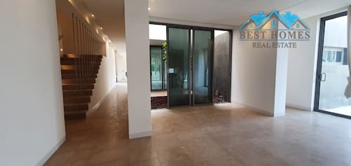 Luxurious 4 Master Bedroom Villa in West Mishref