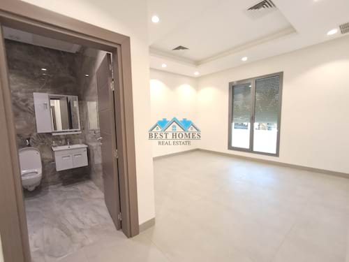 Luxury 5 Master Bedrooms Ground Floor Apartment in Rumaithiya