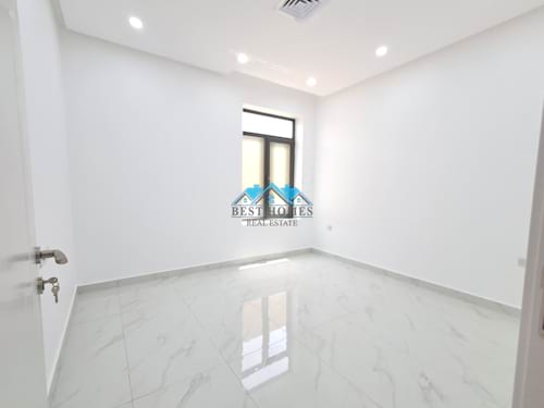 Spacious 6 Bedroom Modern Apartment in Rumaithiya