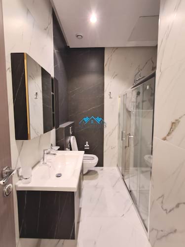 Luxury 5 Master Bedrooms Ground Floor Apartment in Rumaithiya