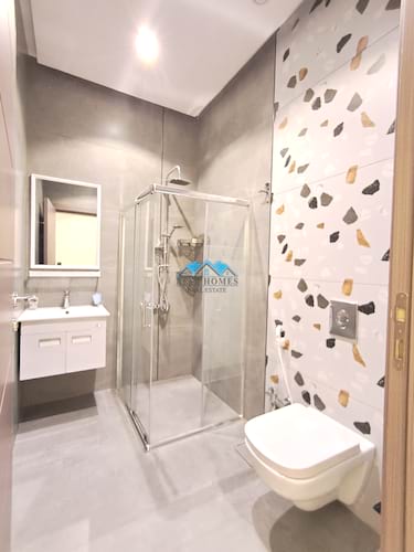 Luxury 5 Master Bedrooms Ground Floor Apartment in Rumaithiya