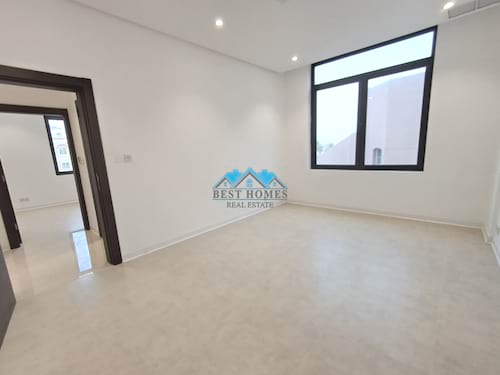3 Bedrooms Apartment with Balcony in West Mishref