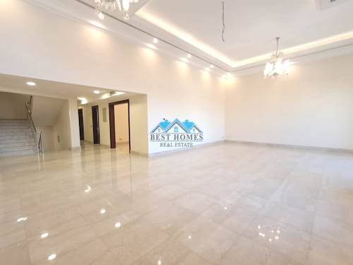 Luxury 6-Bedroom Villa with Private Entrance, Balcony & Ample Parking in Khaldiya