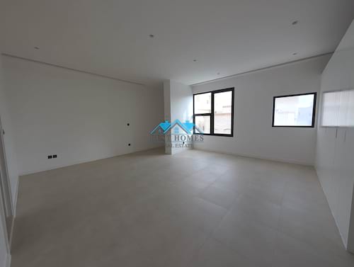 Spacious 4 Master Bedrooms Penthouse with Balcony in Al Salam