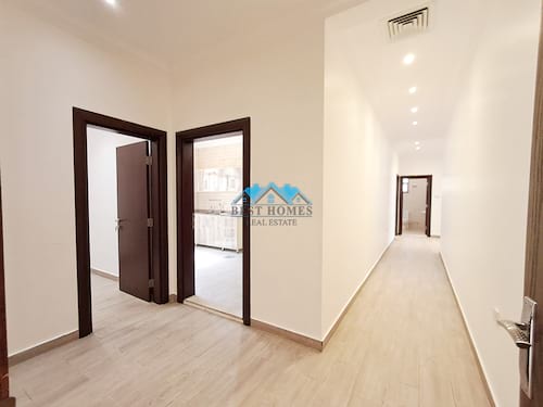 Nice and Spacious 3 Bedrooms Apartment in Jabriya