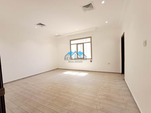 Nice and Spacious 3 Bedrooms Apartment in Jabriya