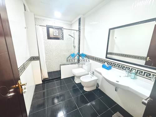 Four Bedrooms Seaview Apartment With A Balcony in Fintas