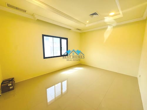 Four Bedrooms Seaview Apartment With A Balcony in Fintas
