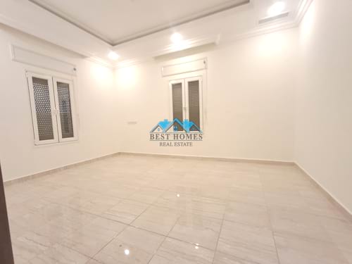 Modern 3 Bedrooms Apartment with Balcony in Sadeeq