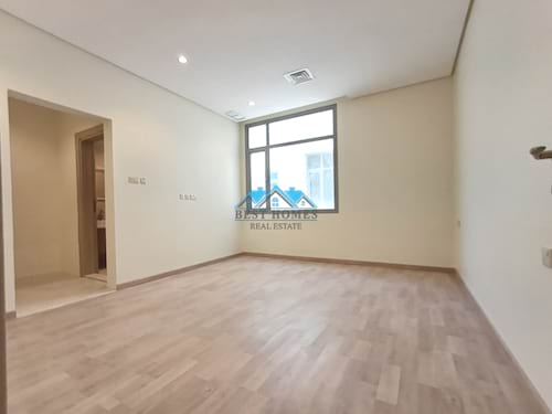 Luxury 4 Master Bedroom Single Floor Apartment in Qortuba