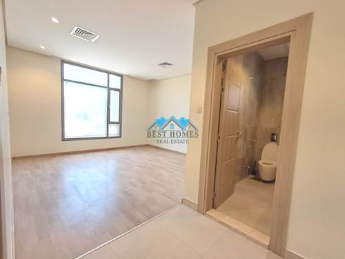 Luxury 4 Master Bedroom Single Floor Apartment in Qortuba