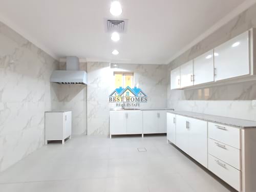 Exclusive 5 Master Bedrooms Duplex Apartment in Qortuba