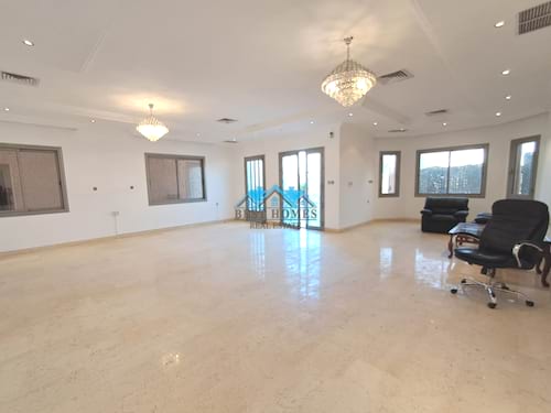 Luxury 4 Bedroom Mini Villa with Balconies in Messila