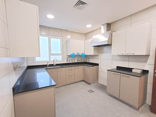 3 Master Bedroooms Apartment in Jabriya
