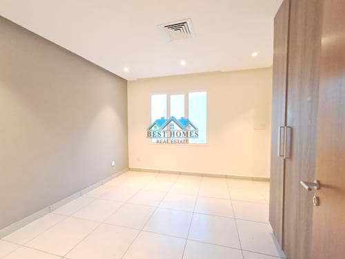 3 Master Bedroooms Apartment in Jabriya